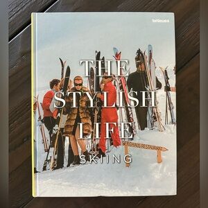 The Stylish Life Skiing Book